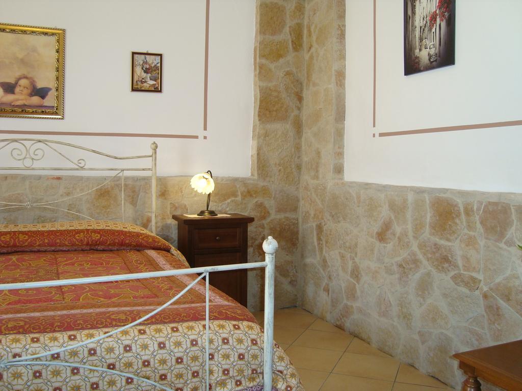 La Ninfea Bed and Breakfast Valderice Habitación foto