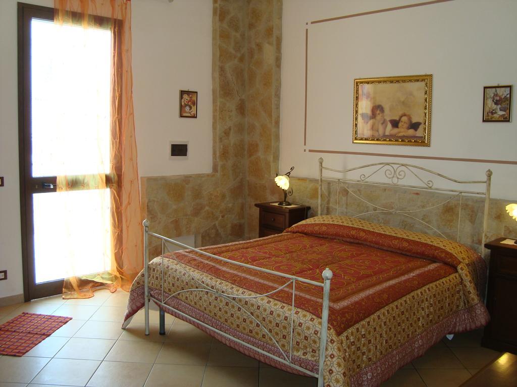 La Ninfea Bed and Breakfast Valderice Habitación foto