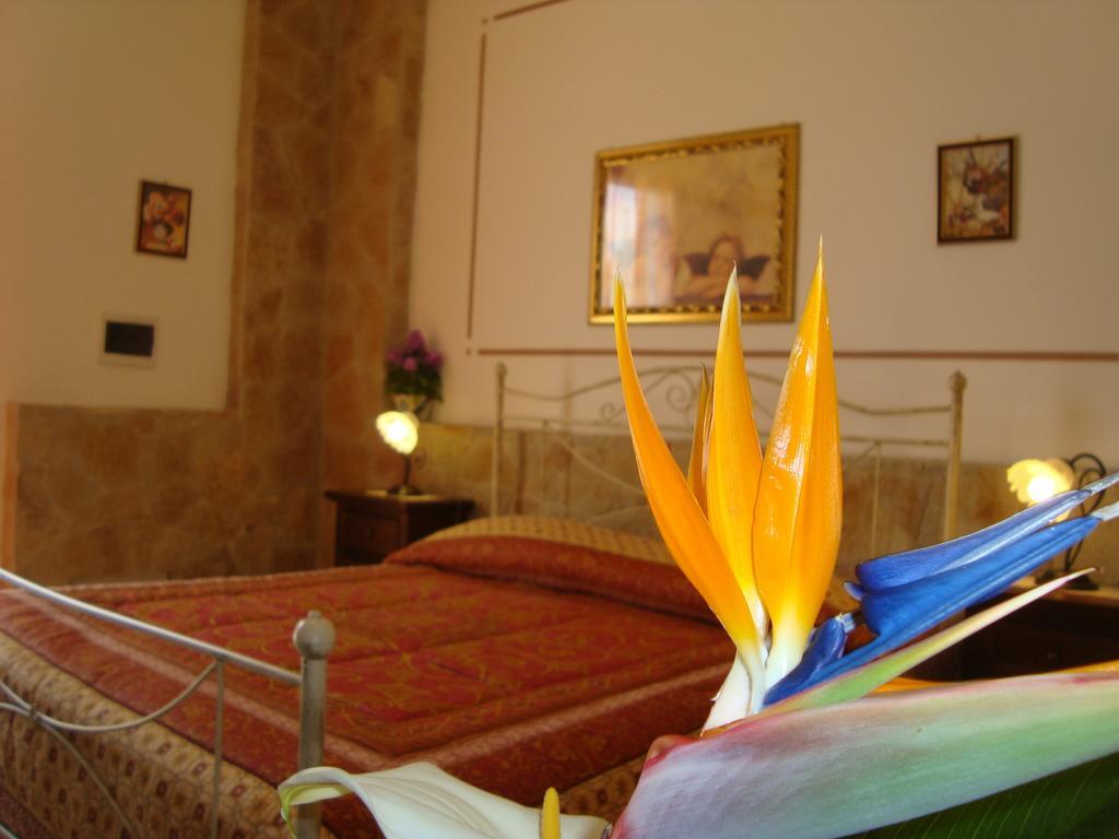 La Ninfea Bed and Breakfast Valderice Habitación foto