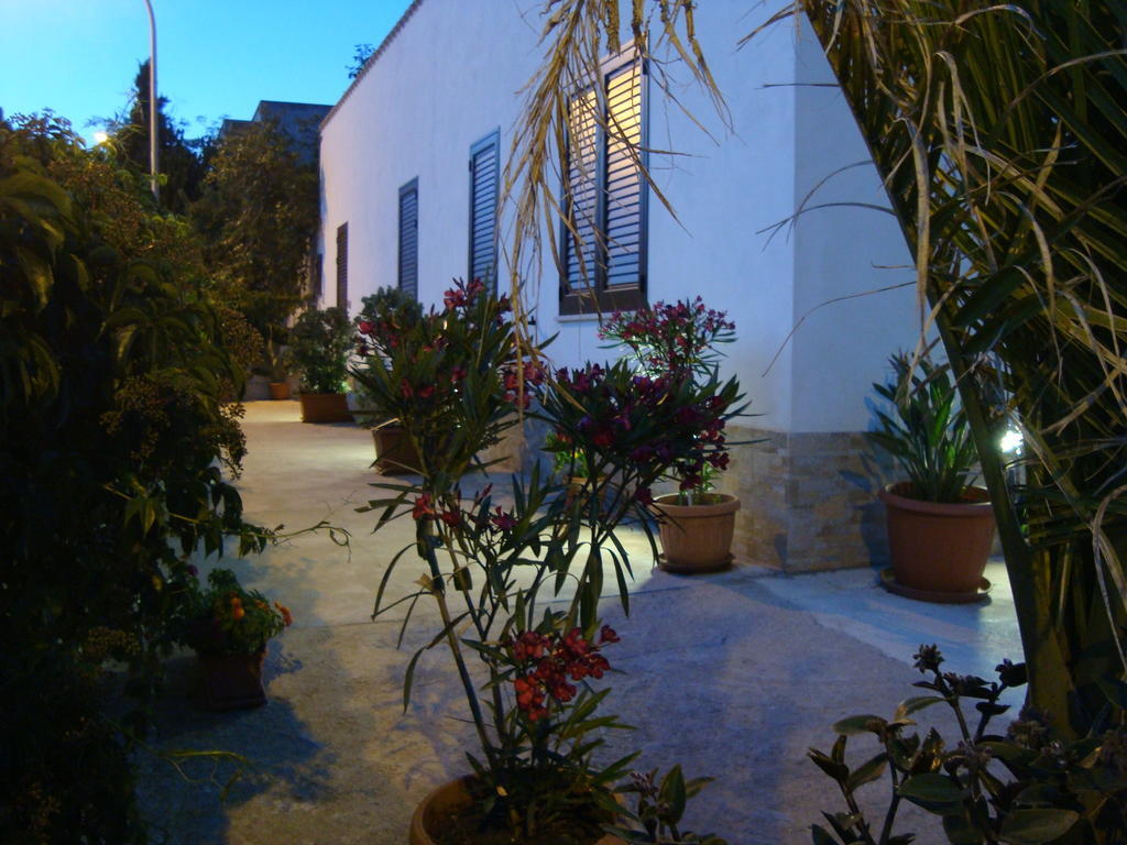 La Ninfea Bed and Breakfast Valderice Exterior foto