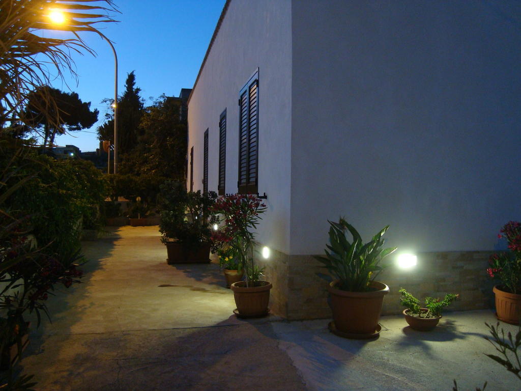 La Ninfea Bed and Breakfast Valderice Exterior foto